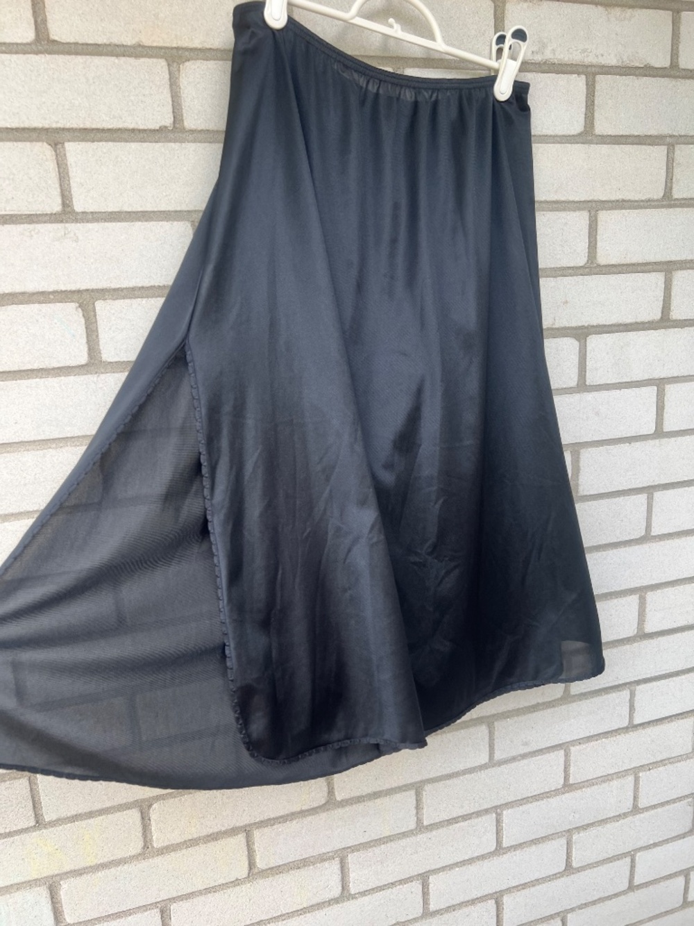Vintage 80s Van Raalte Skirt Slip Black with Slit Size Large Tall